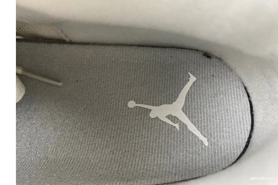 Cheap EP Air Craft “Ivory” 3 FJ9479-100 FJ9479-100 Jordan 0326